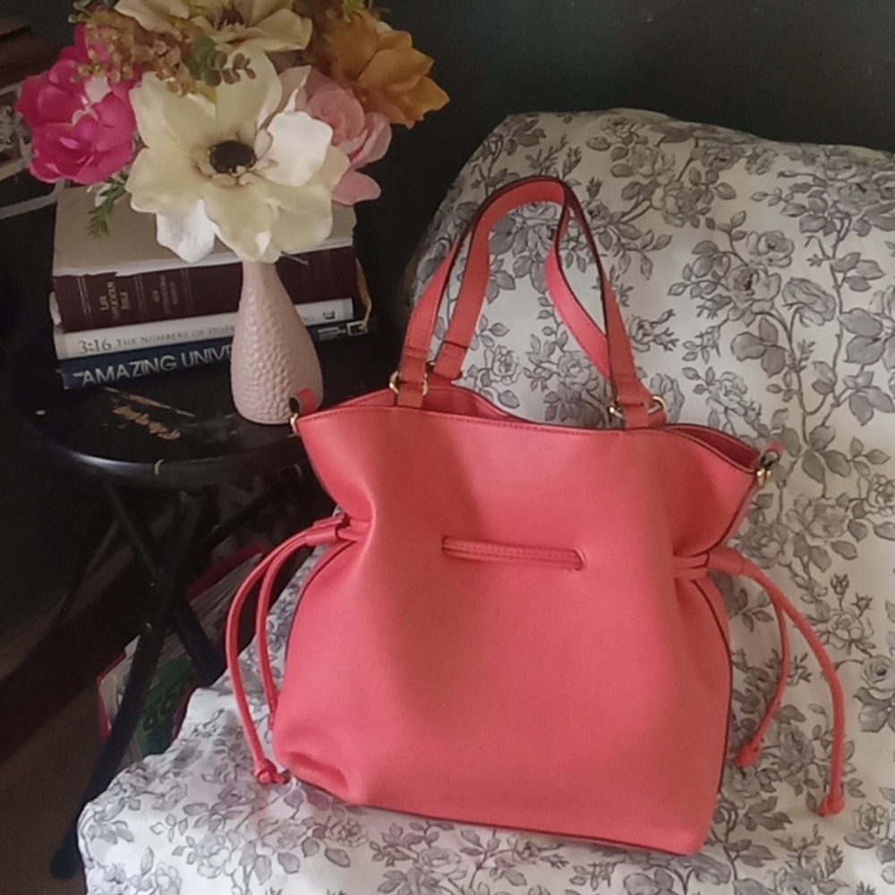 Neiman Marcus Handbag - Picture 5 of 16